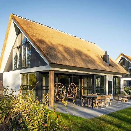 Luxury With Sauna Only A Few Minutes From The